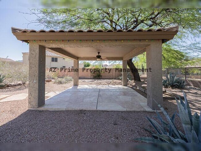 Building Photo - 3430 N Mountain Ridge