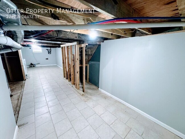 Building Photo - 2267 N Gratz St
