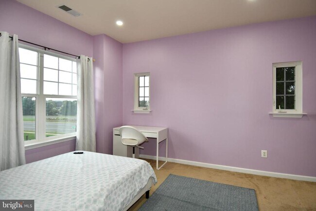 Building Photo - 10001 Orland Stone Dr