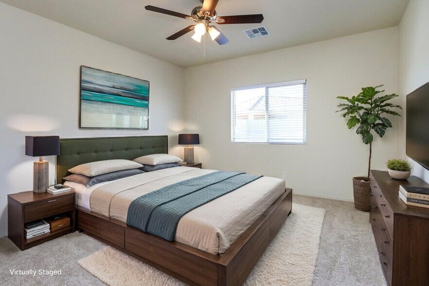 Building Photo - 18374 N Acacia Ave