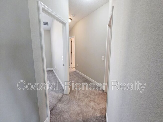 Building Photo - 30219 Southwell Ln