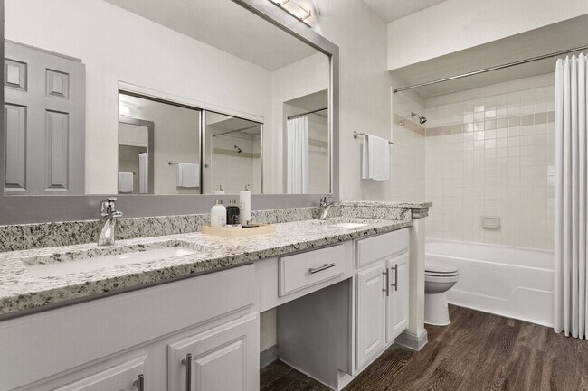 Building Photo - Live Elevated – 1 Bed / 1 Bath Luxury in K...