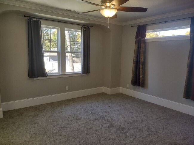 Building Photo - Move-in Ready Home located in The Camp Gre...