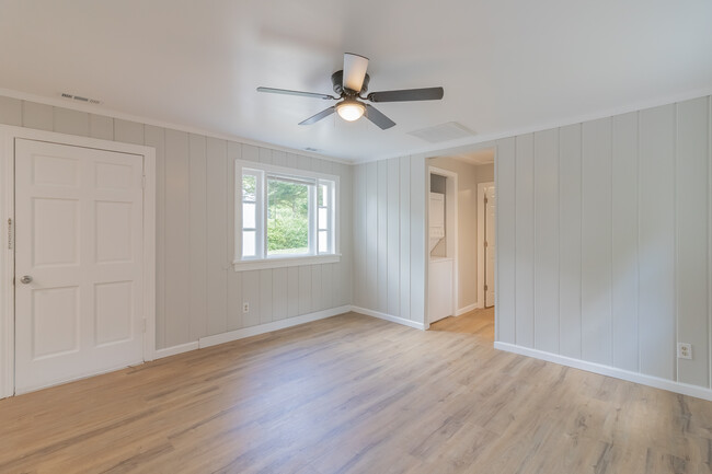 Building Photo - Newly Renovated House in Accokeek