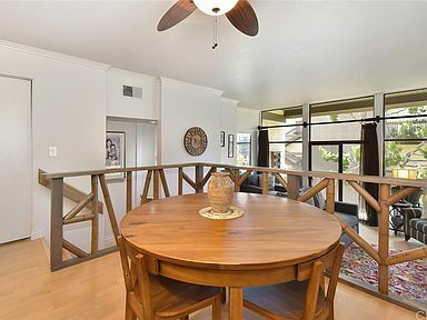 Building Photo - 7204 Marina Pacifica Dr S