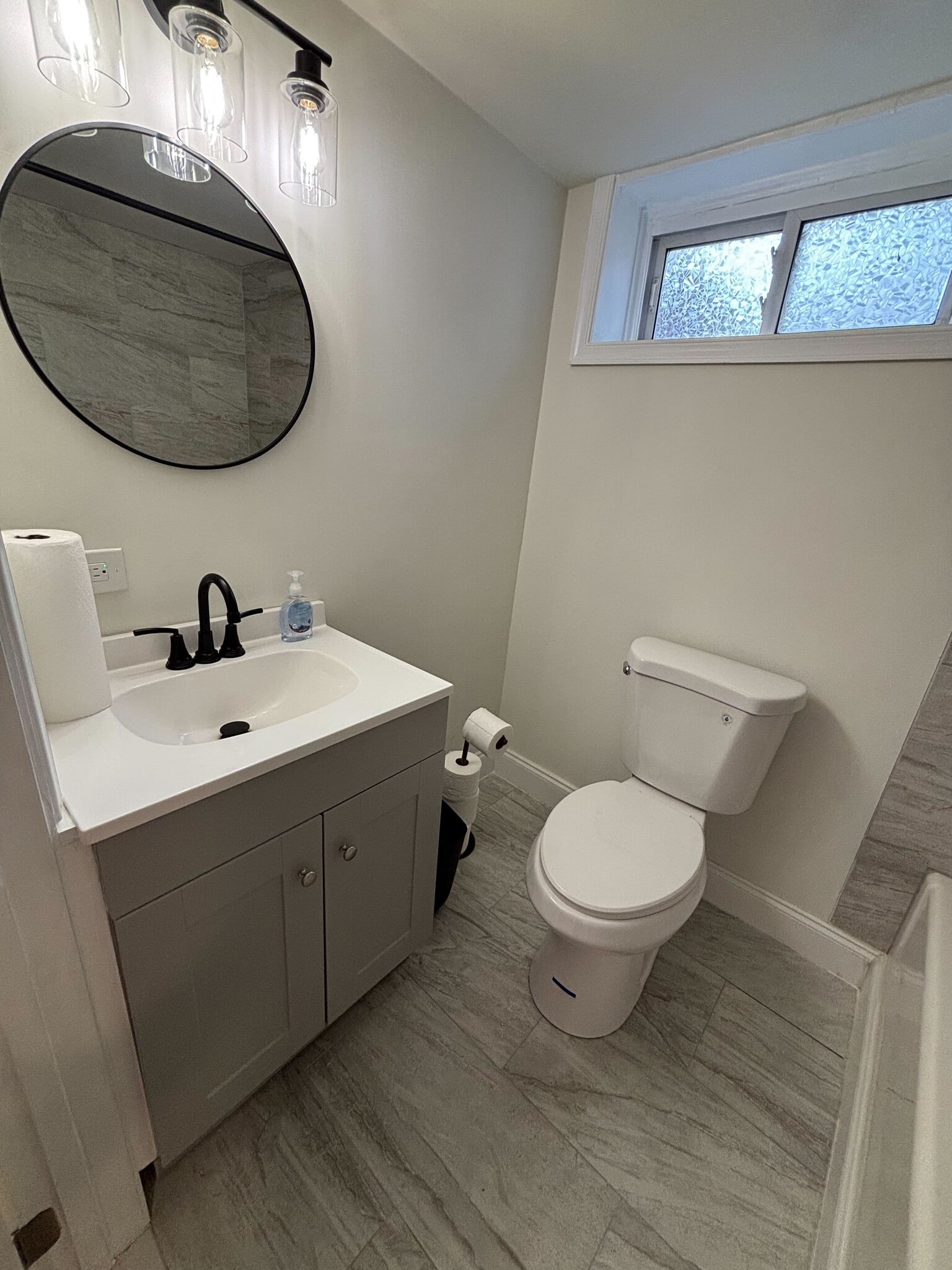 Bathroom - 1831 Deveron Rd