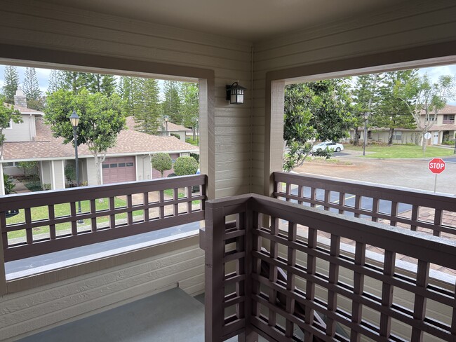 Front Porch - 95-1489 Ainamakua Dr