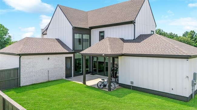 Building Photo - 1536 Grantham Dr