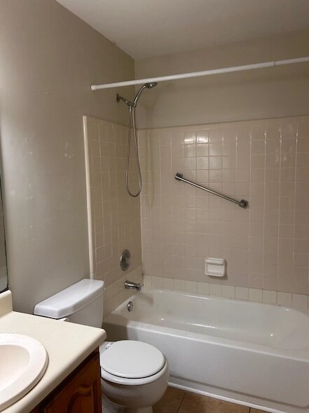 Building Photo - 1141 Brafforton Dr