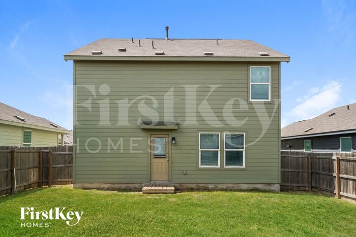 Building Photo - 2425 Double Oak Dr