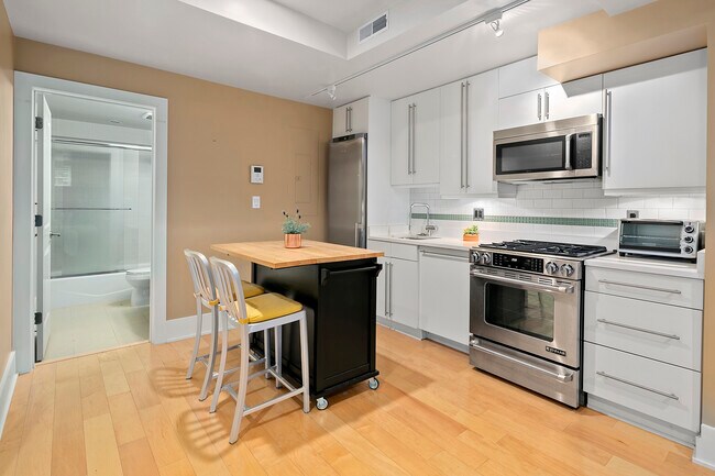 Building Photo - 2818 Connecticut Ave NW