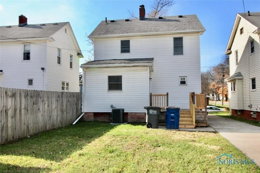 Building Photo - 4452 Belmar Ave