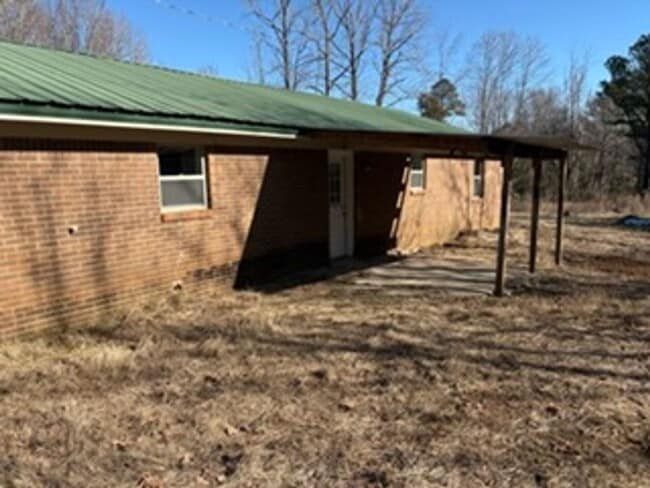 Building Photo - Renovated 3 Bedroom 1 Bath Home for Rent!!