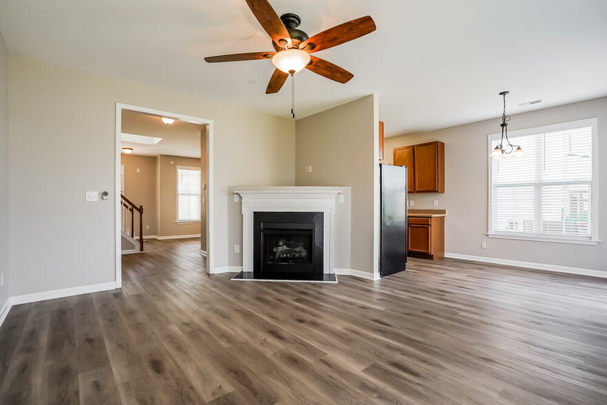 Building Photo - 229 Haywood Ln