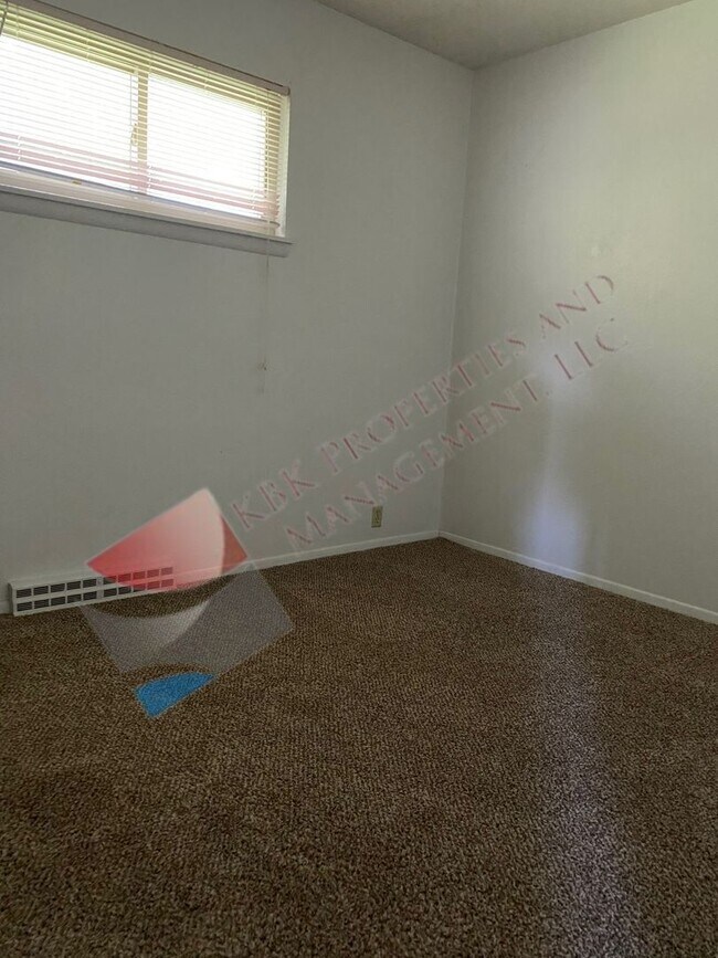 Building Photo - 711 Murphy Dr