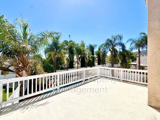 Building Photo - 37168 Santa Rosa Glen Dr