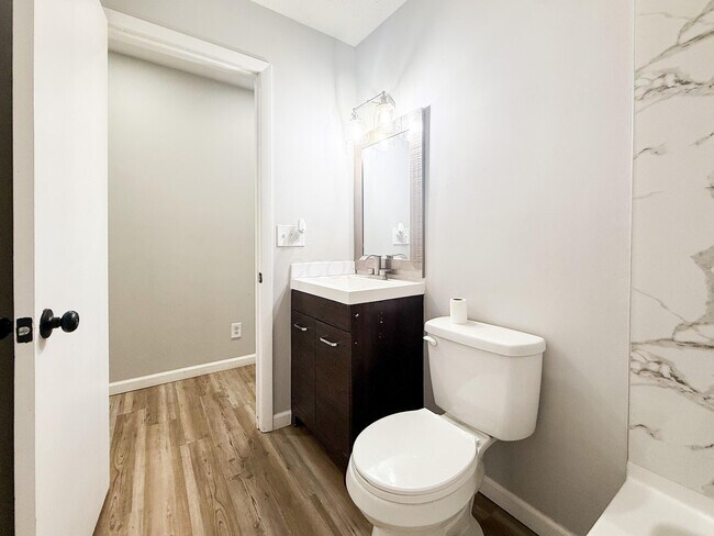 Building Photo - 1828 Bairsford Dr