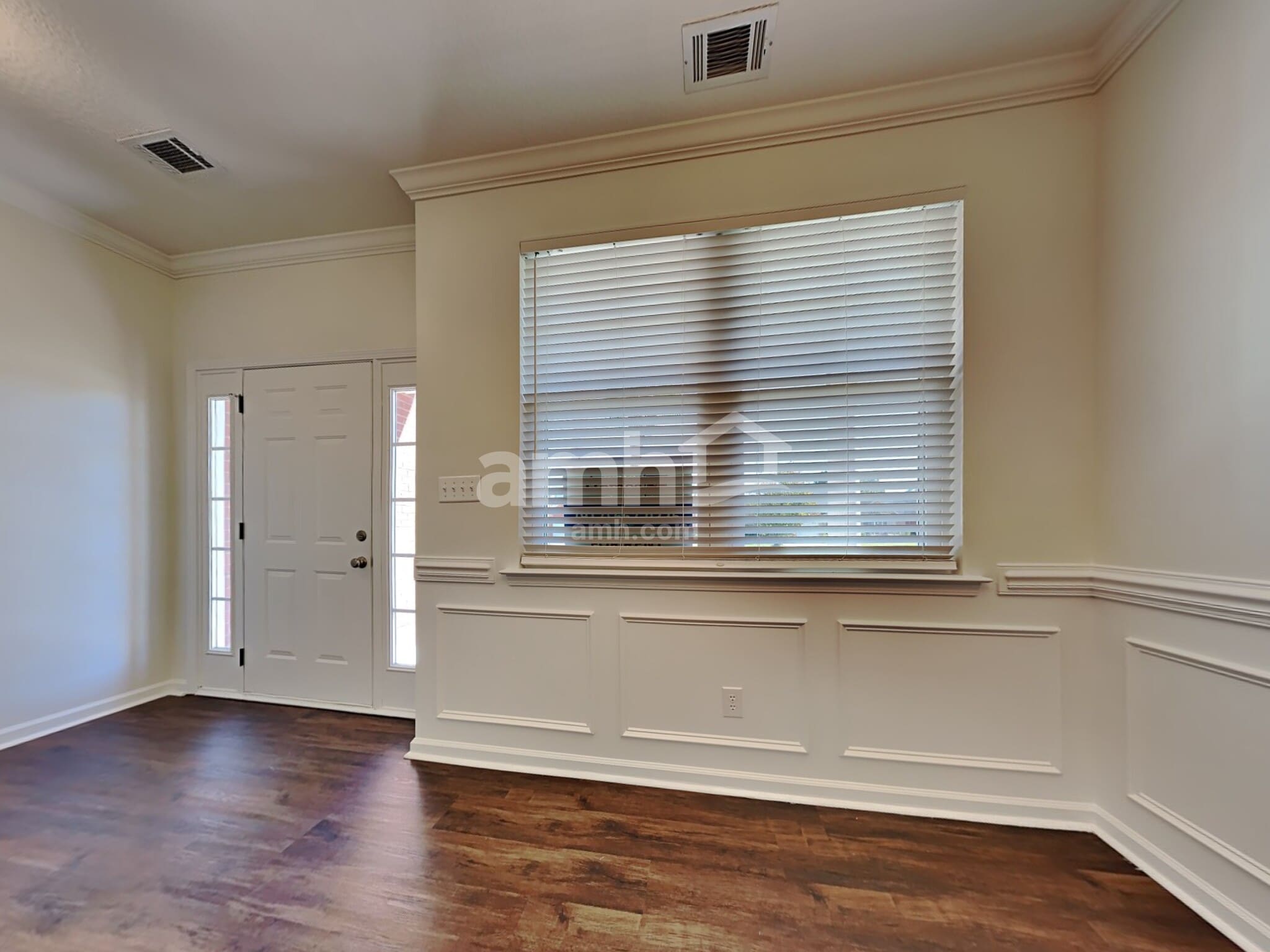 Building Photo - 105 Redrock Ct