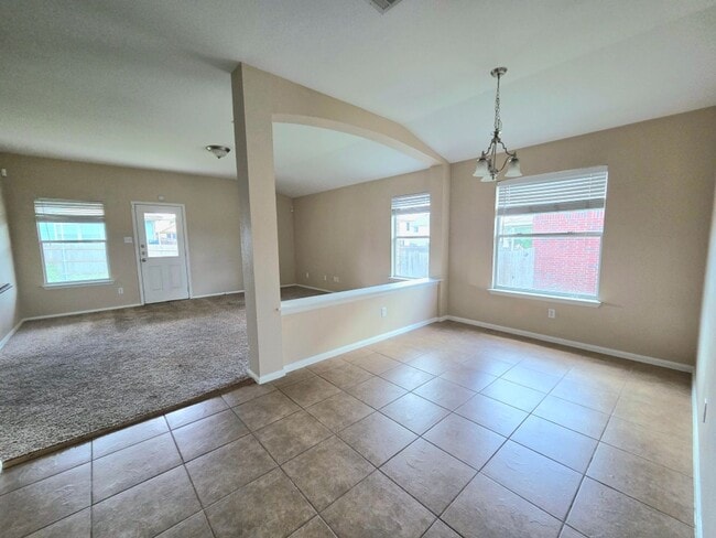 Building Photo - 4 Bed/ 2 Bath in Killeen TX
