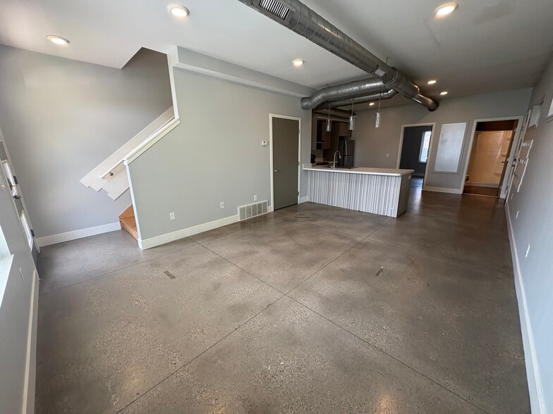 Building Photo - 457 4th St NW