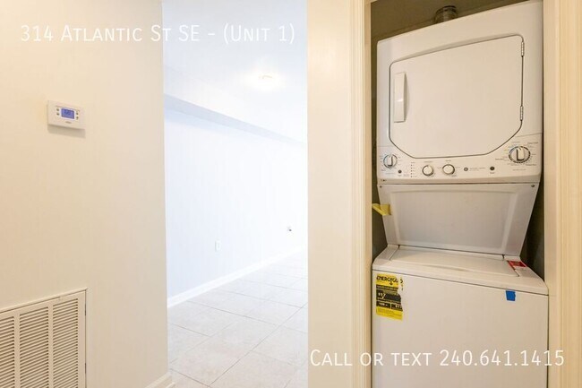 Building Photo - 314 Atlantic St SE