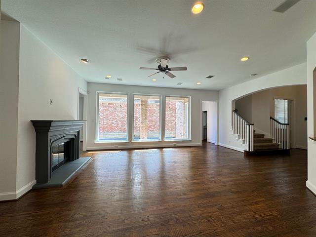 Building Photo - 3780 Navarro Way