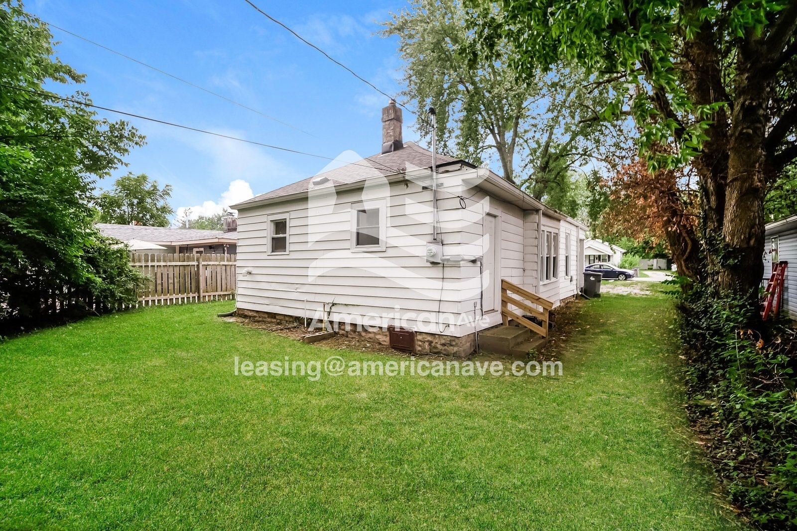 Building Photo - 3618 N Hawthorne Ln