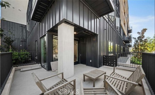 Building Photo - 1109 Rivington