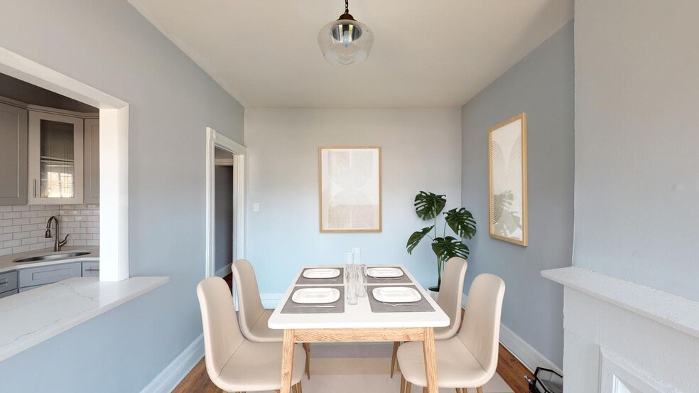 Building Photo - Beautifully renovated Bushwick apartment by A & L trains