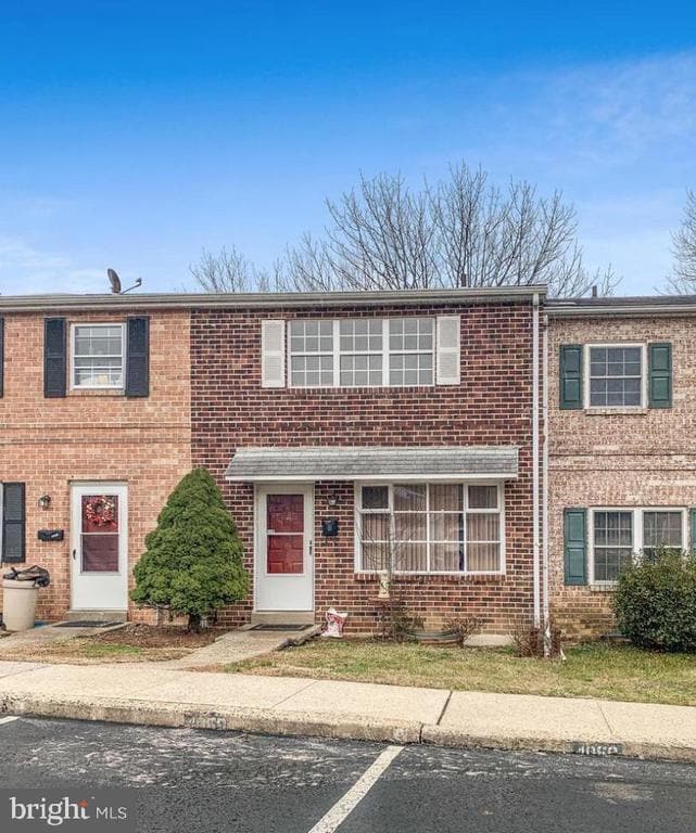 Primary Photo - 4055 Cardin Pl