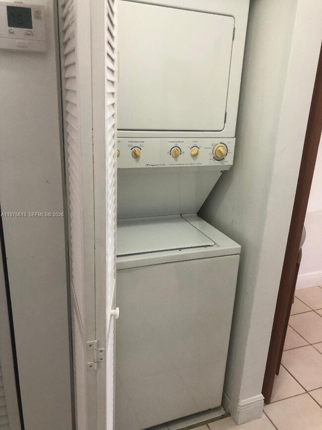 Building Photo - 13341 SW 59th Ln