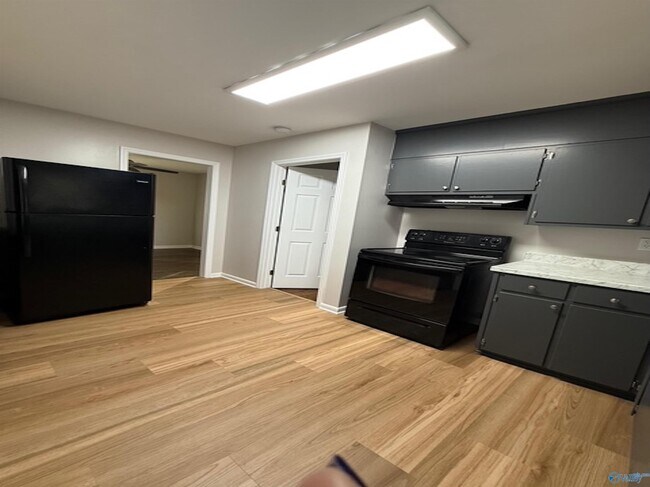 Building Photo - 4712 Cavett Dr NW