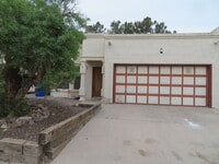 Building Photo - Clean 3 Bedroom 2 Bath Home For Rent