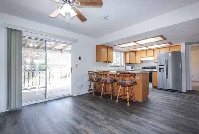 Building Photo - Three Bedroom Home in Prescott Valley