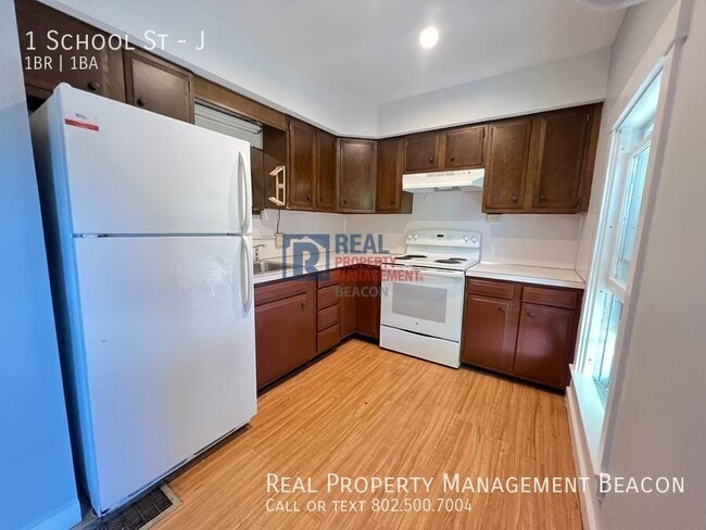 Building Photo - 1 School St