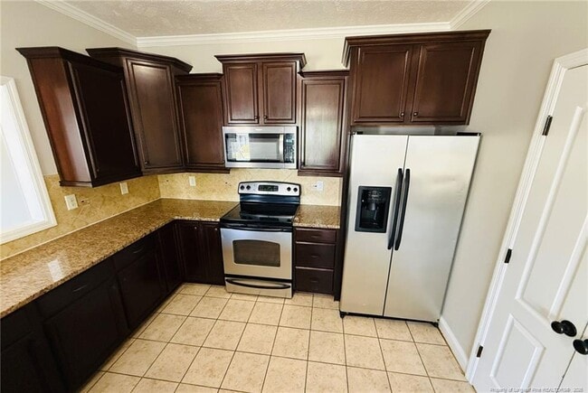 Building Photo - 4033 Des Planes Ave