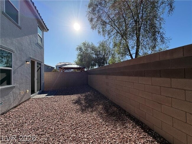 Building Photo - 7056 Dandelion Pk Ave