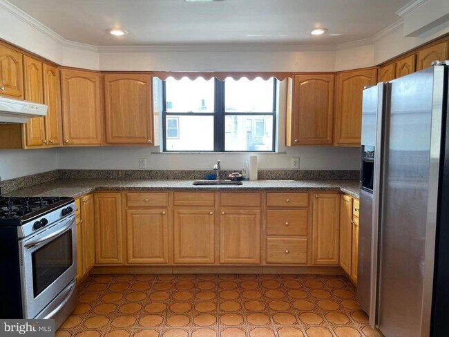 Building Photo - 1230 Federal St