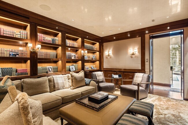 Building Photo - 64 Pitkin Way