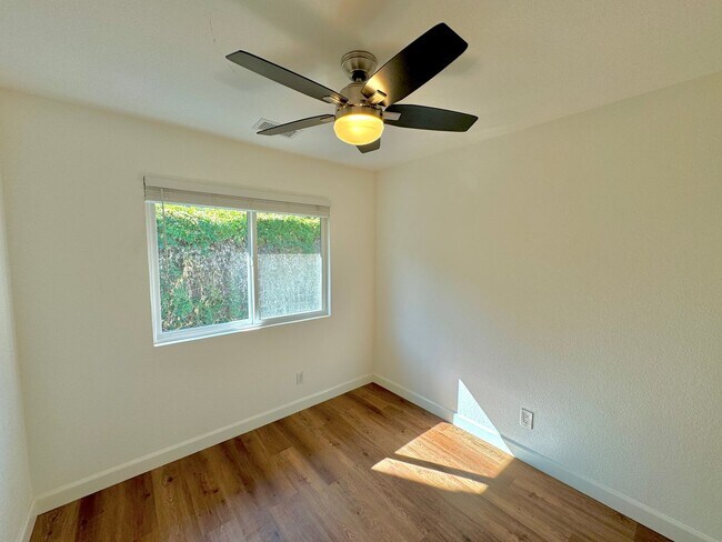 Building Photo - Great 3B/2BA House in San Marcos!