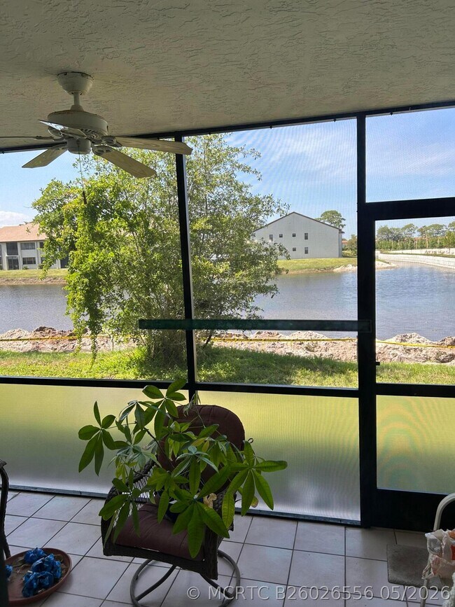 Building Photo - 4725 Lucerne Lakes Blvd W
