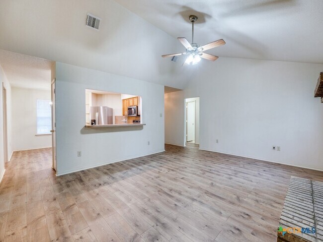 Building Photo - 510 Maricopa Dr