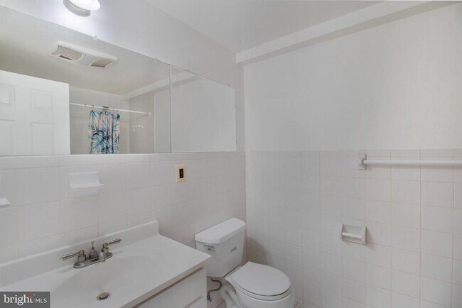 Building Photo - 13920 Wagon Way