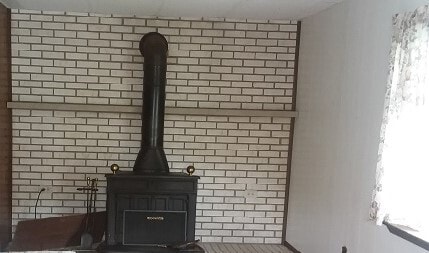 Back Room Fireplace (extra room) - 200 Warrington Ave