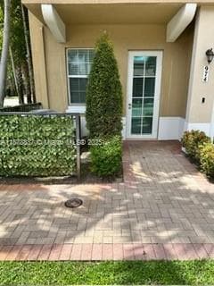 Primary Photo - 970 SW 147th Ave