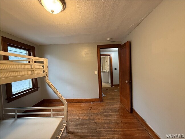 Building Photo - 110 Gerald Ave