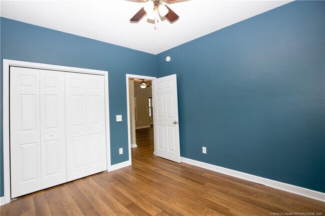 Building Photo - 110 Willow Creek Ln