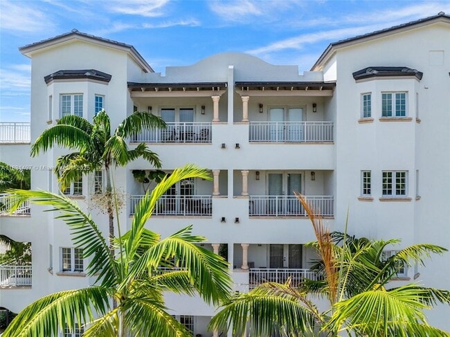 Building Photo - 1415 Sunset Harbour Dr