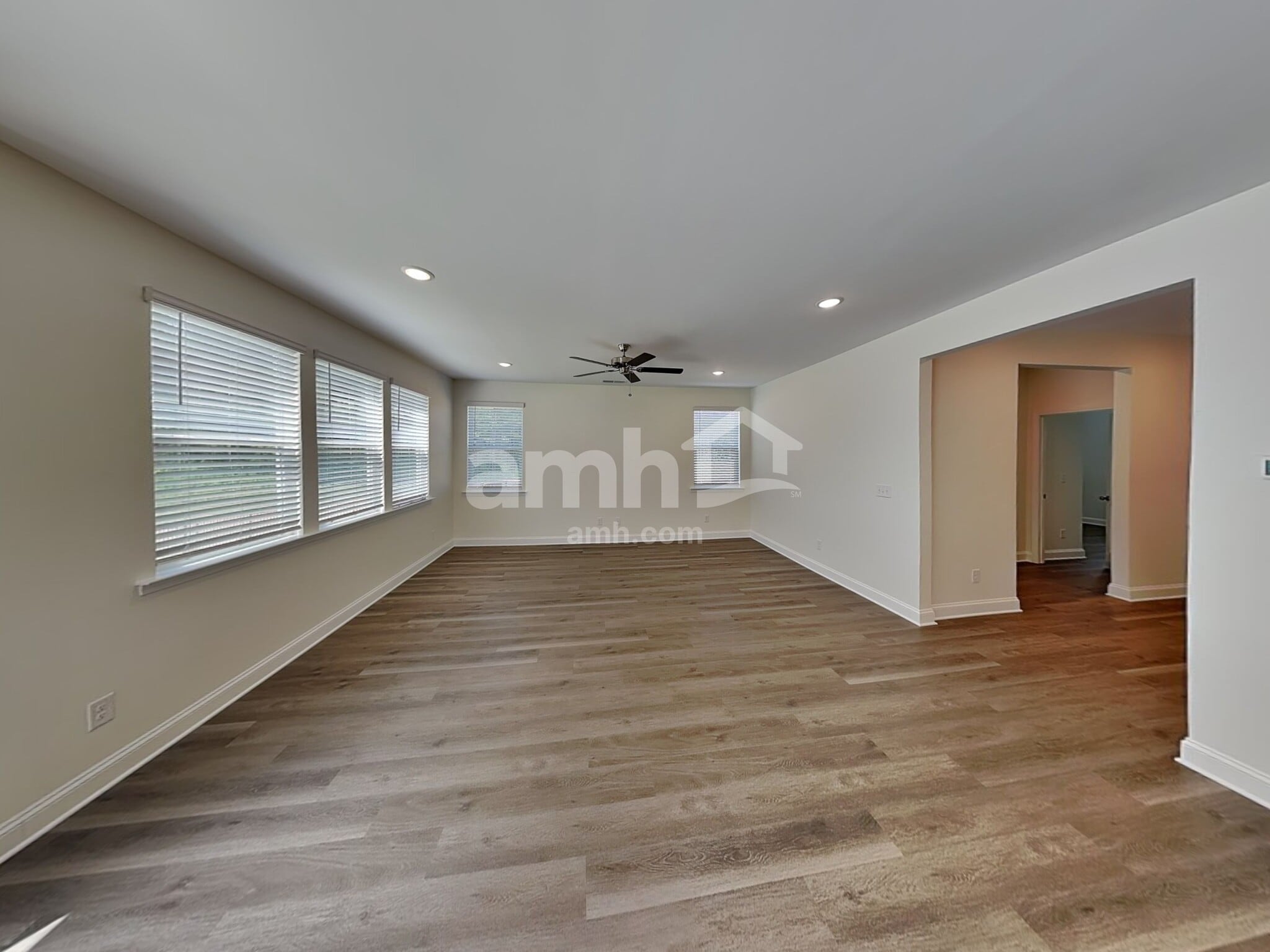 Building Photo - 6035 Rosemore Ln