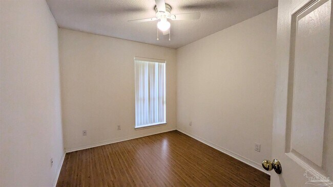 Building Photo - 7448 Chimney Pines Dr